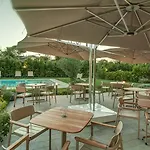 호텔 Arli Hideaway - Adults Only 4*