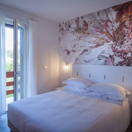 Arli Hideaway