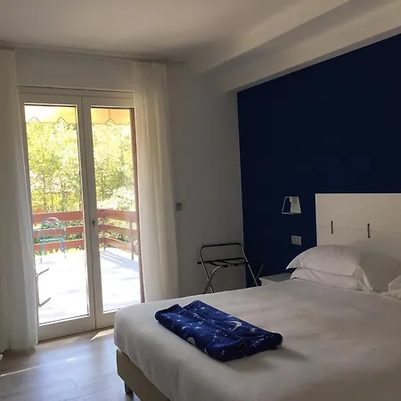 Arli Hideaway - Adults Only 4*
